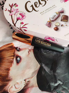 4d maskara za mega dodatni volumen trepavica