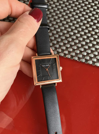 Elegantni ženski sat